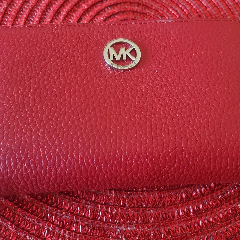 NWT Michael Kors Red Pebble Leather Wristlet LG Flat MF Phone Case Wallet - Picture 8 of 14